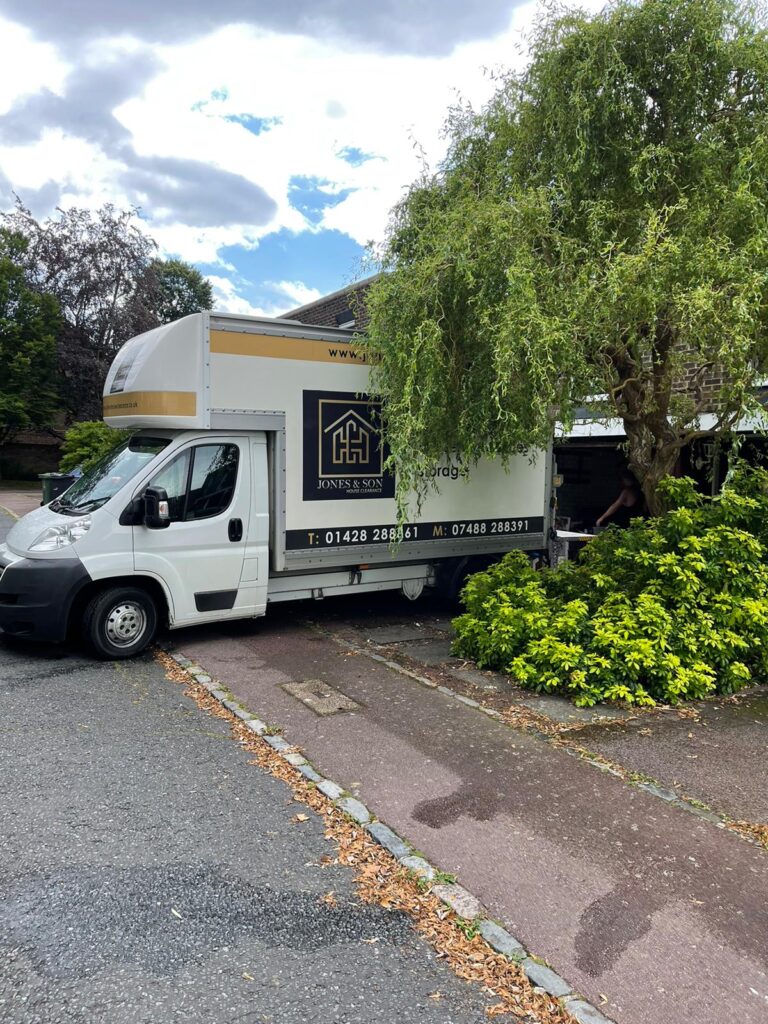 WhatsApp Image 2021 08 03 at 08.59.57 2 768x1024 1 - Jones and Sons Removals